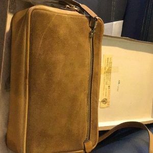 Amazing Gucci Vintage Carmel  Antelope Suede camera cross body bag